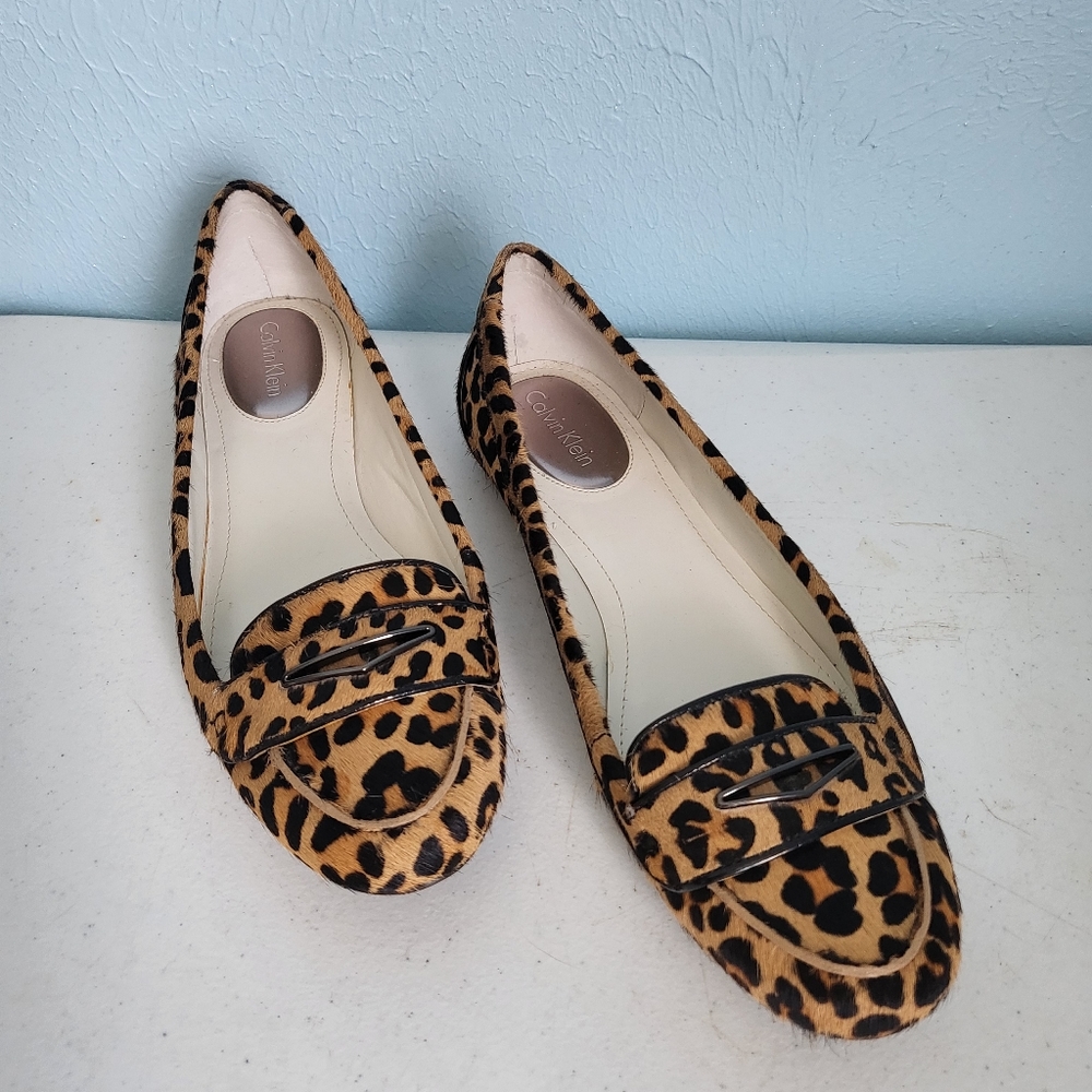 Calvin Klein calf hair leopard print loafer flats B4